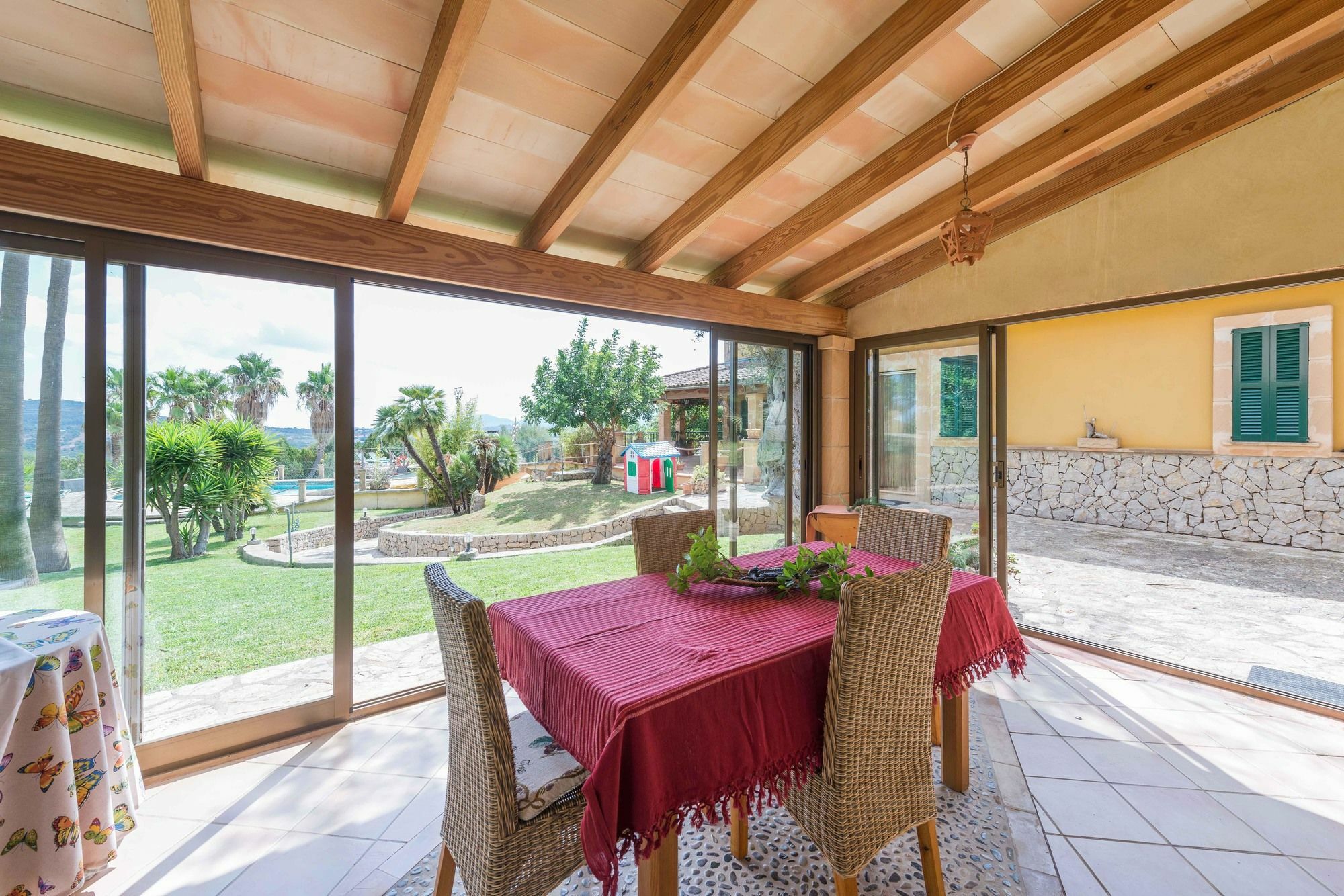 Villa Son Dissabte