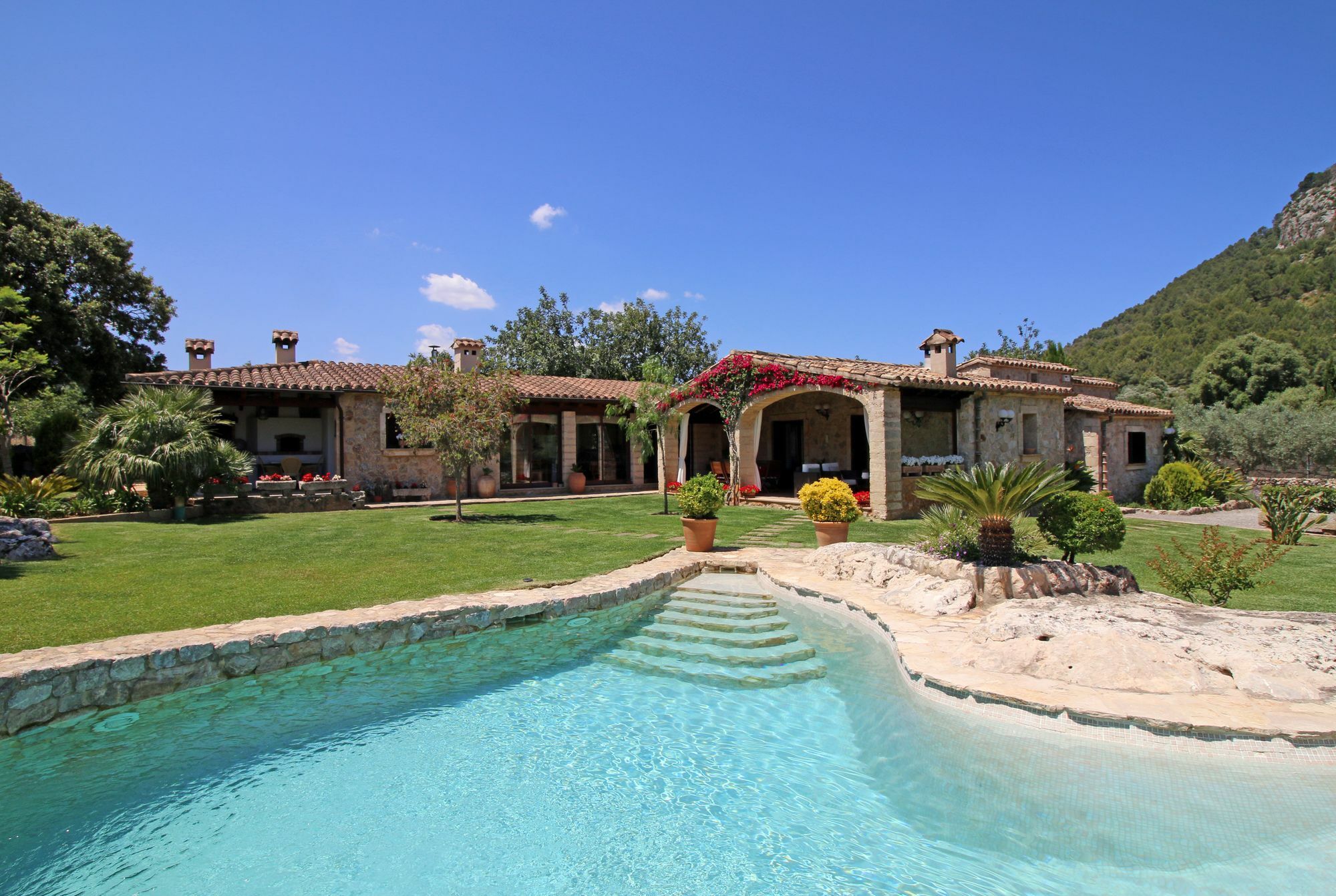 Son Brullet Villa *