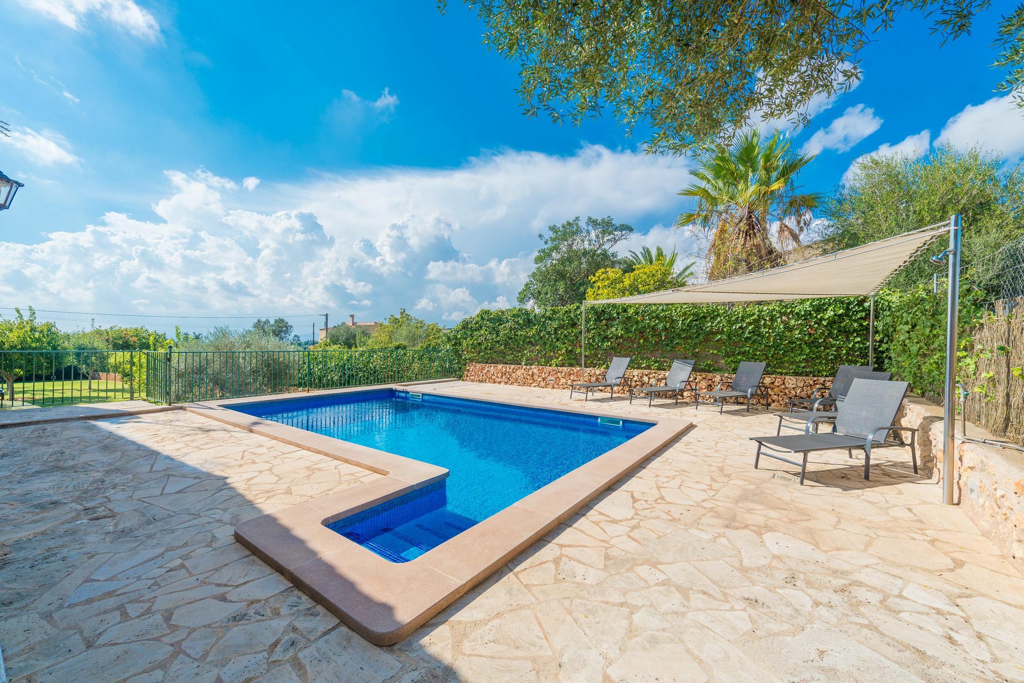 Villa Son Frau *