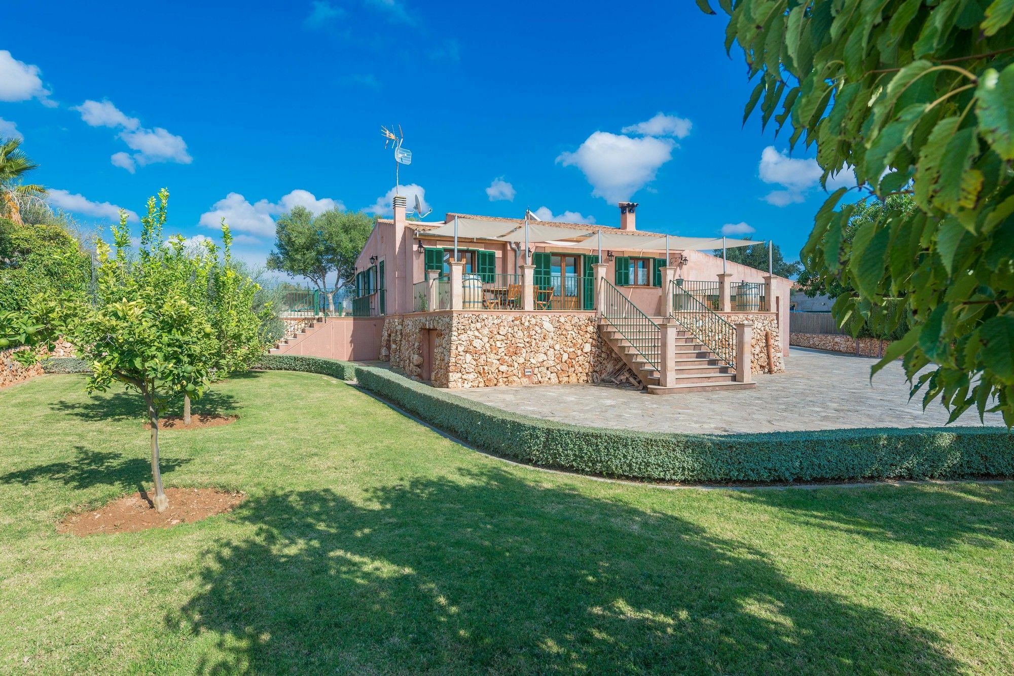 Villa Son Frau *