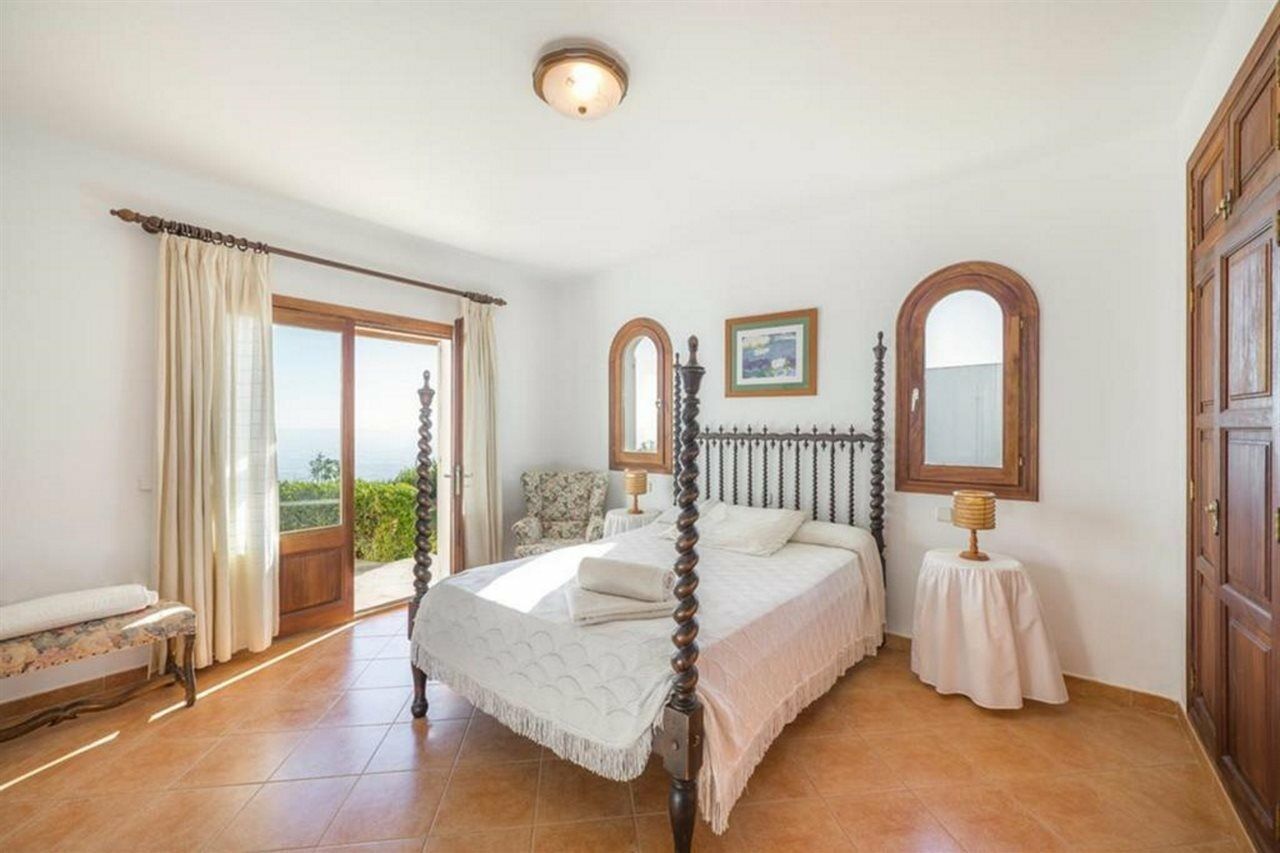 Villa Sol Naixent