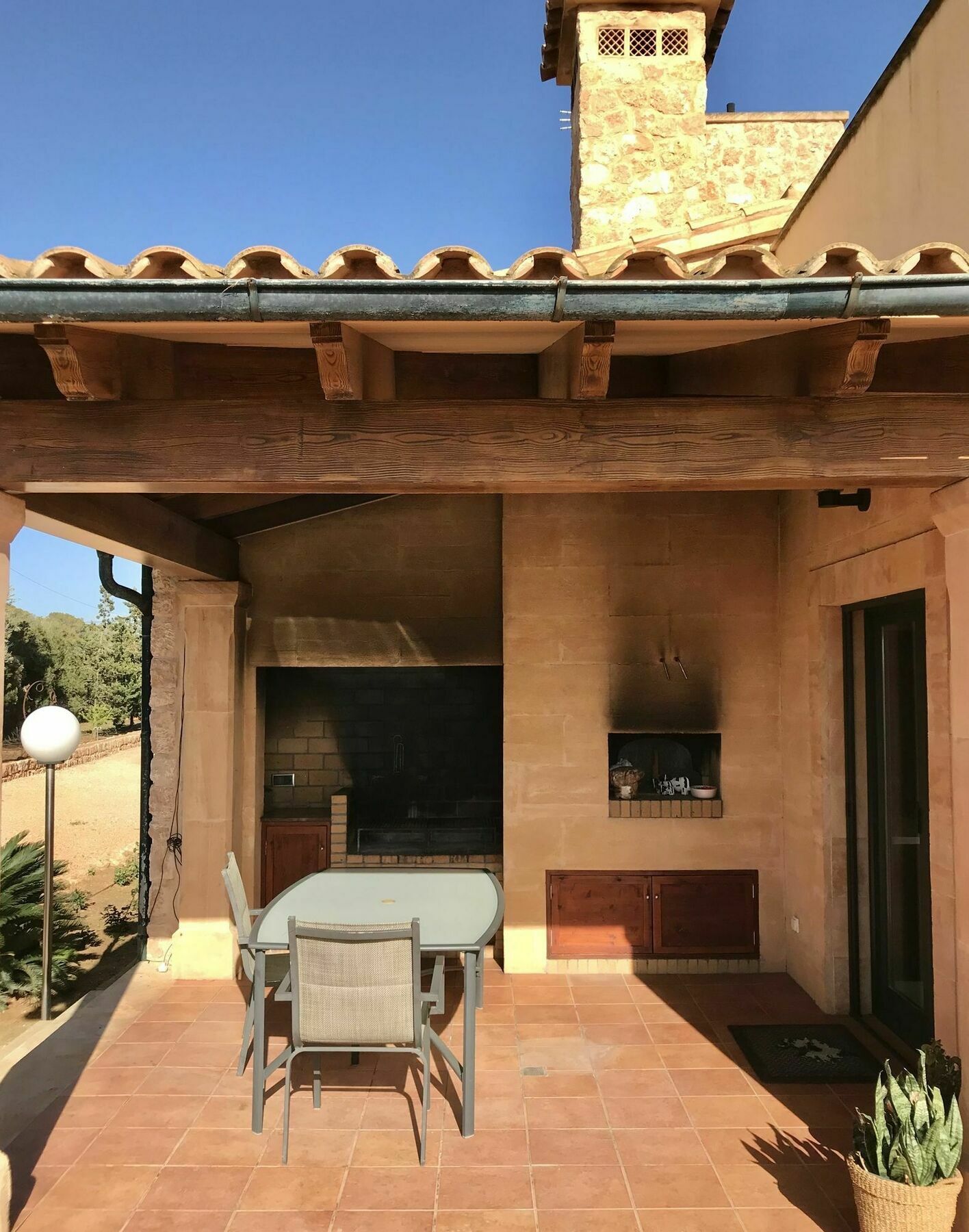 Villa Bou