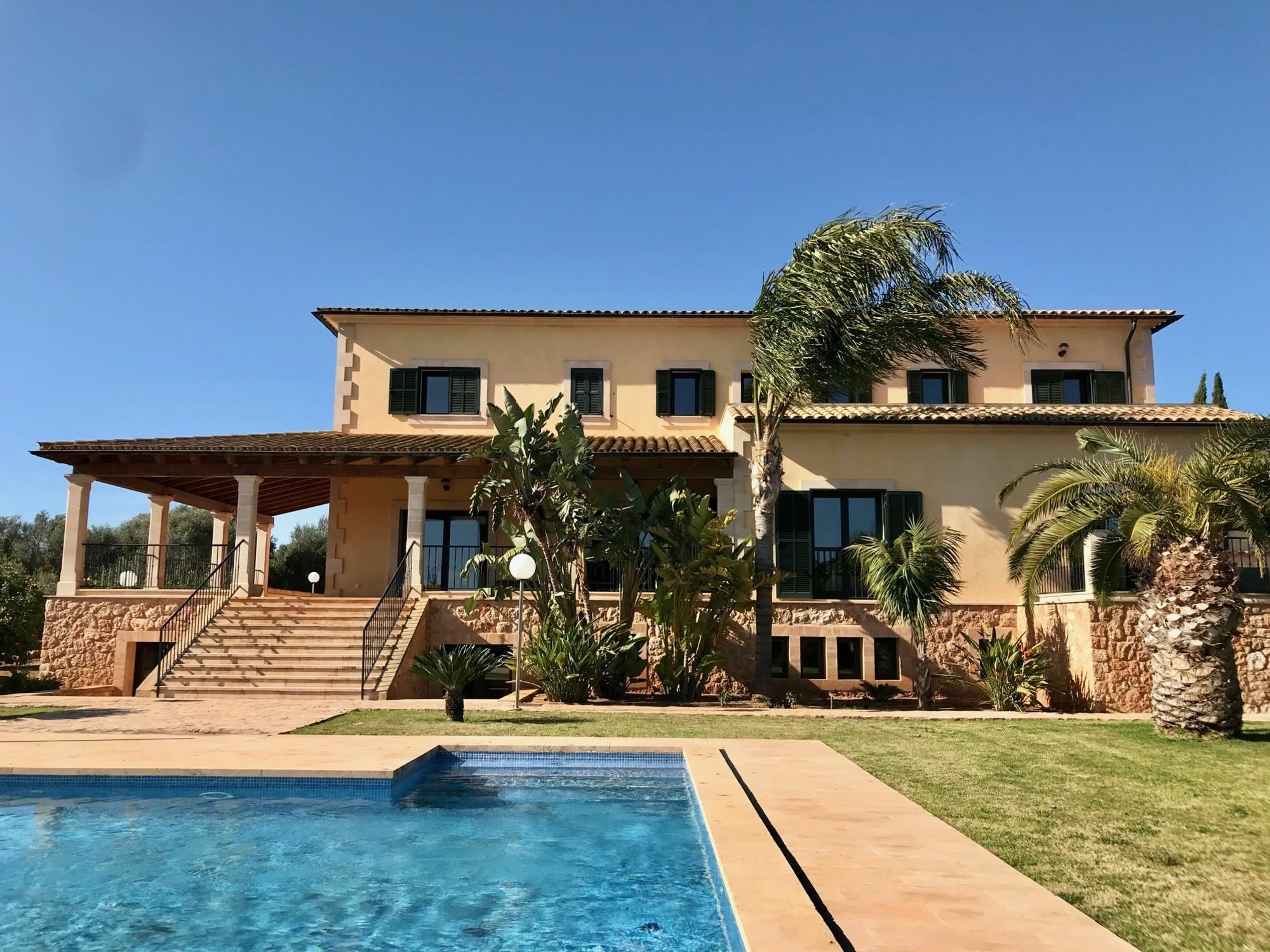 Villa Bou