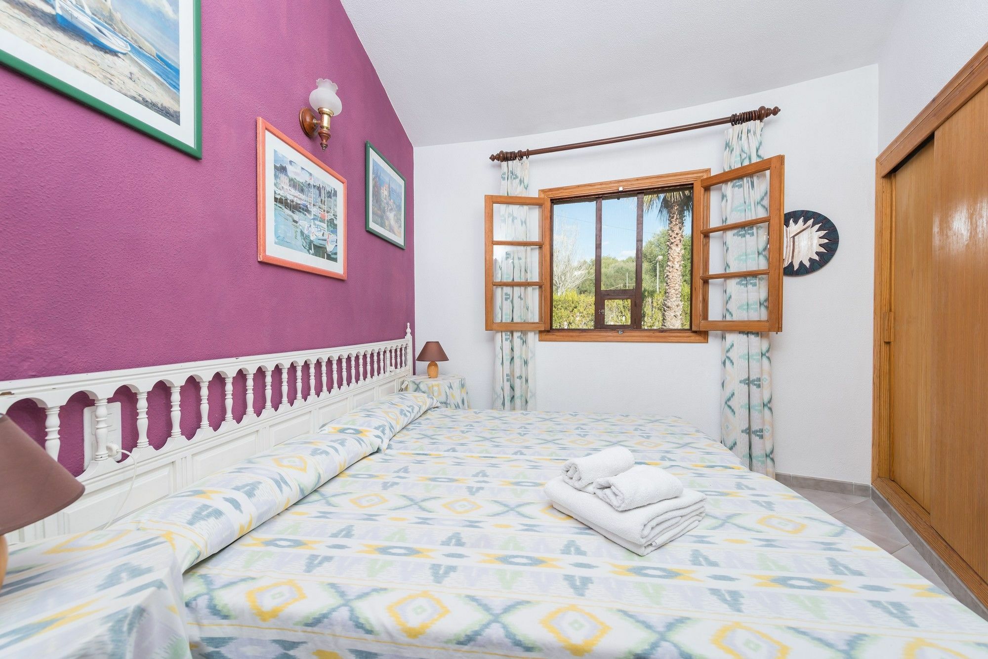 Hibiscus Villa *