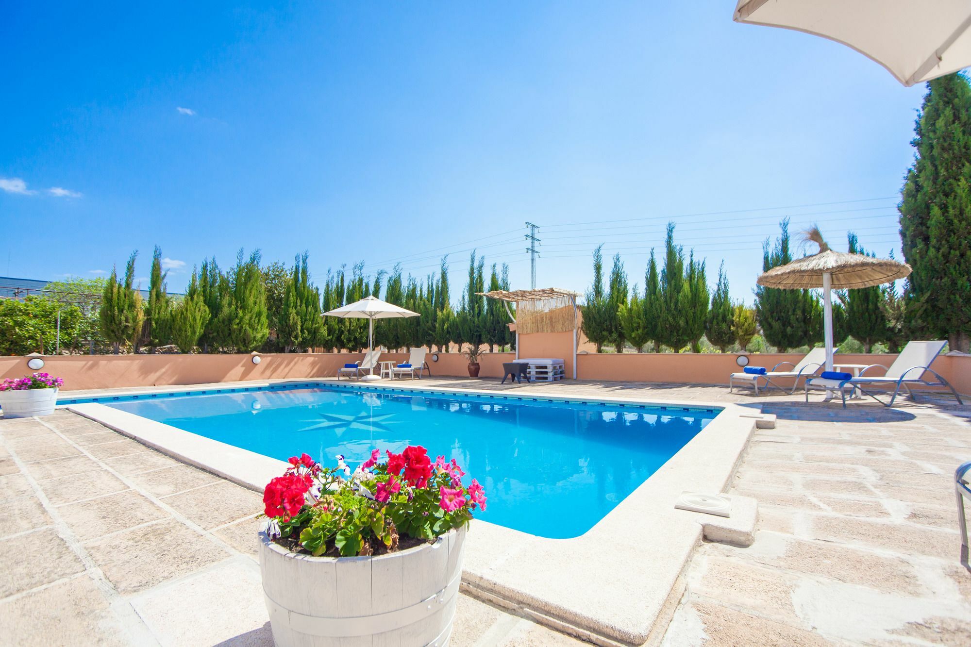 Cantabou Villa *