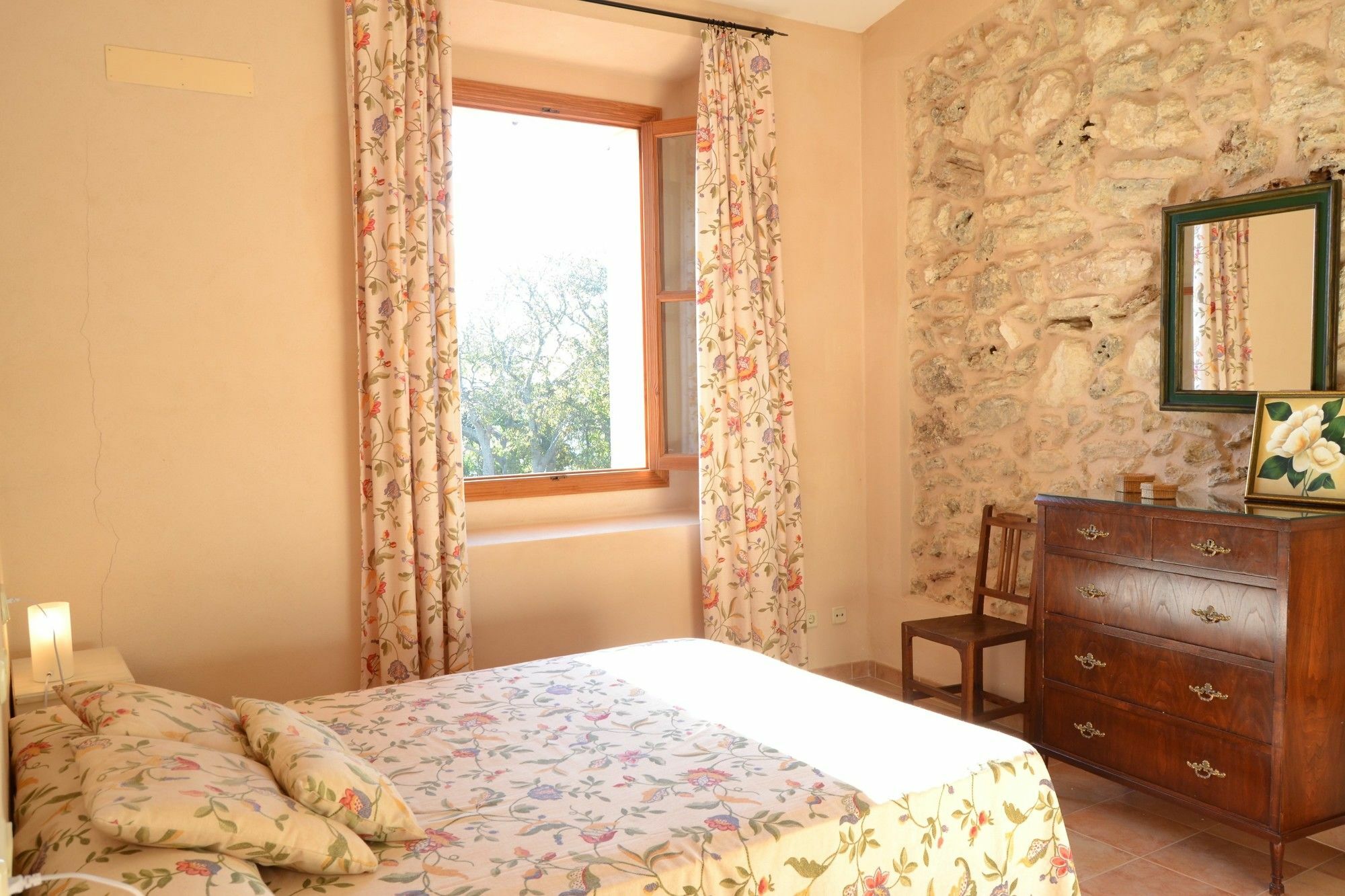 047 Villa Llubí