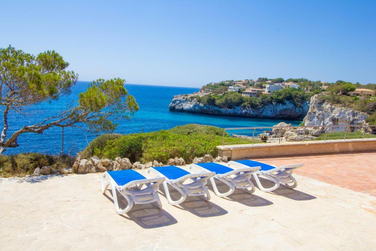 Beautiful Private On The Sea Villa