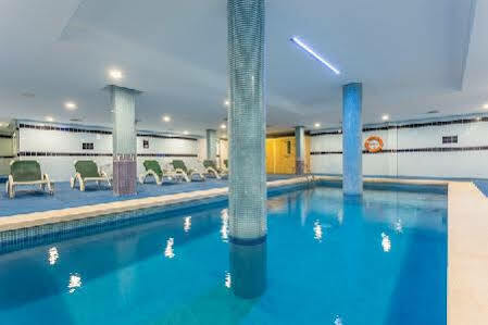 Ferrer Lime Isabel Apartahotel Cala Bona (Mallorca)