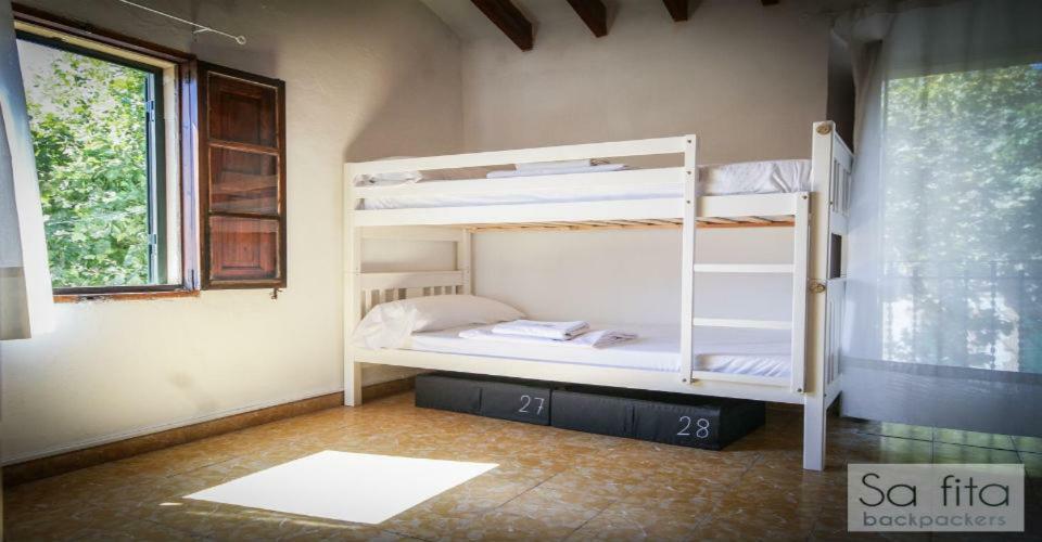 Sa Fita Backpackers - Juvenil Hostal Esporles (Esporlas)