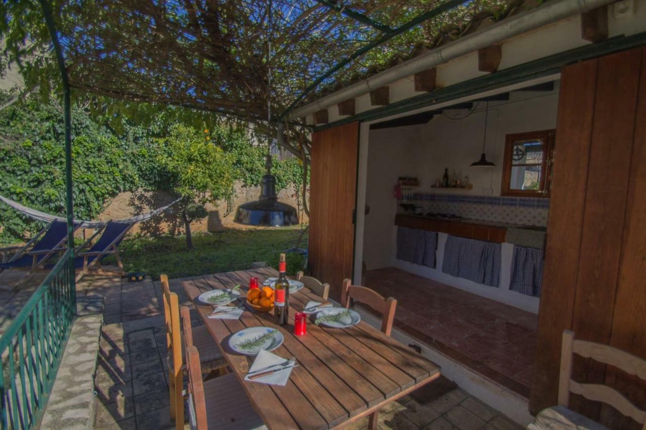 Cas Canonge Con Jardin Y Piscina