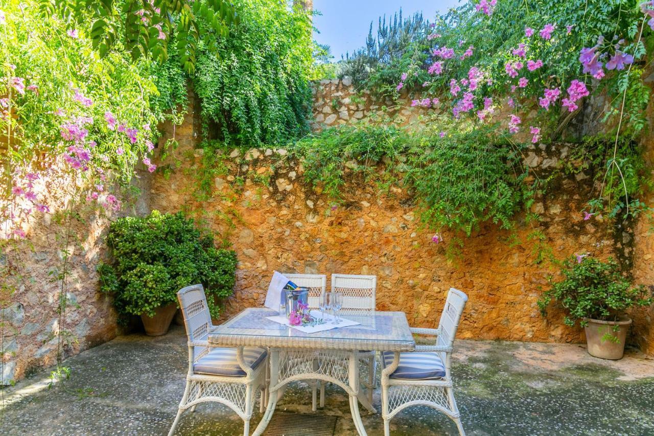 Historic House In Mallorca Up To 12 Guests *
