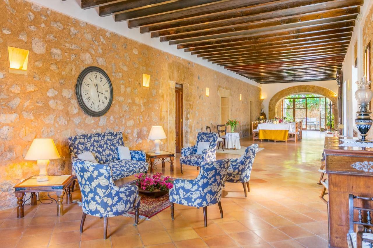 Historic House In Mallorca Up To 12 Guests *