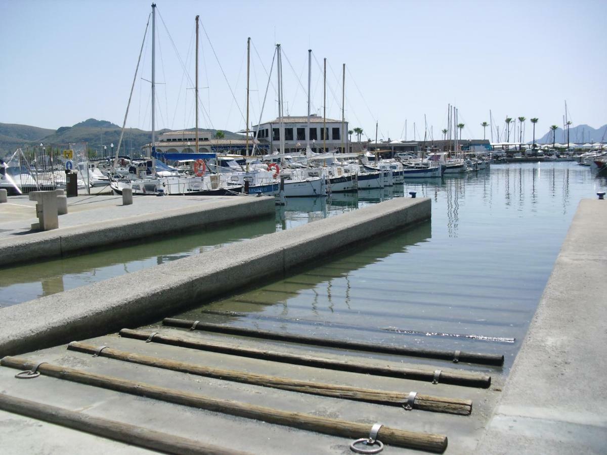 Far Blue Marina Front Puerto Pollensa