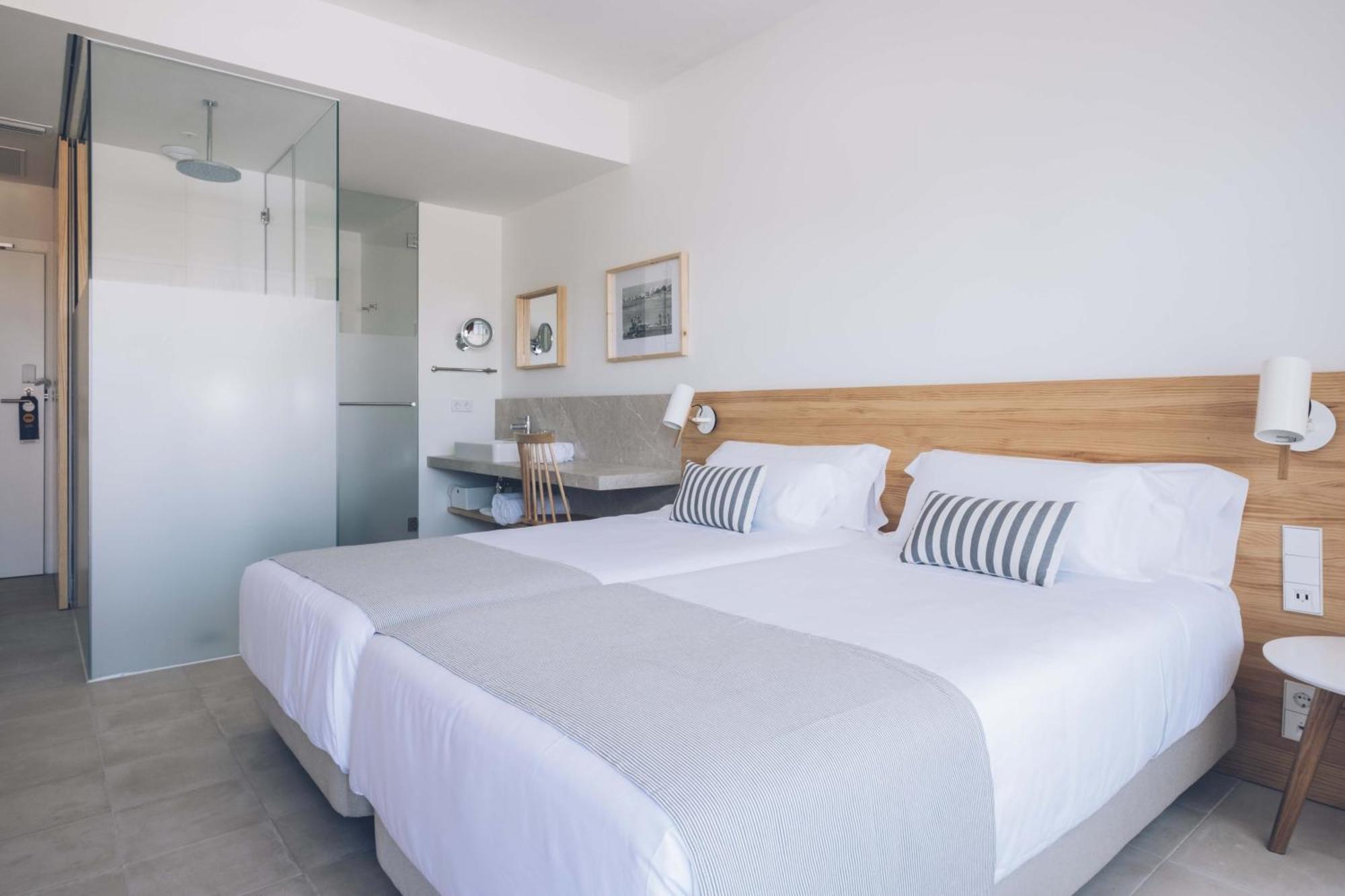 Aya Seahotel - Adults Only Hotel 4*