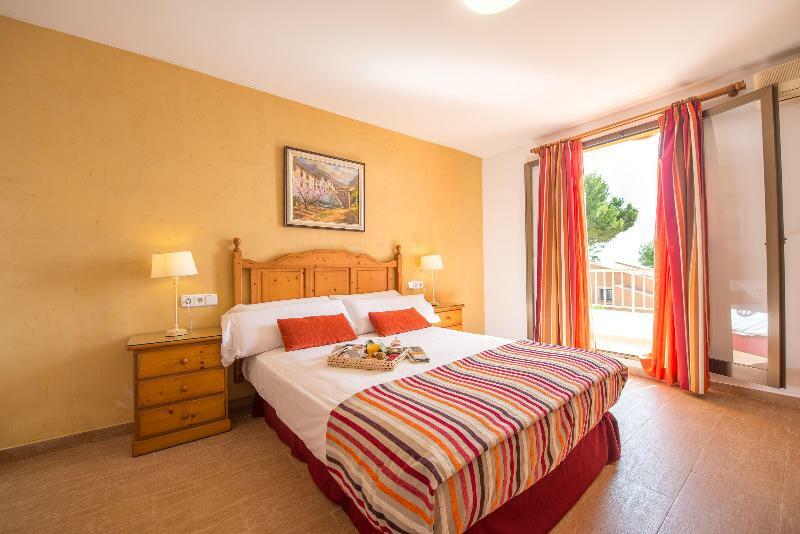Ona Aucanada Apartahotel 3*