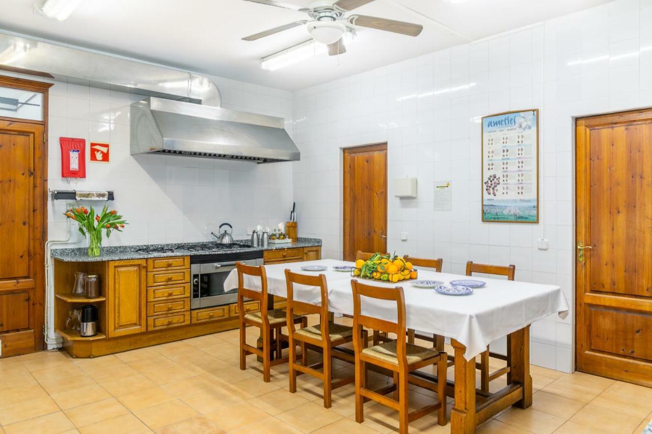 Historic House In Mallorca Up To 12 Guests