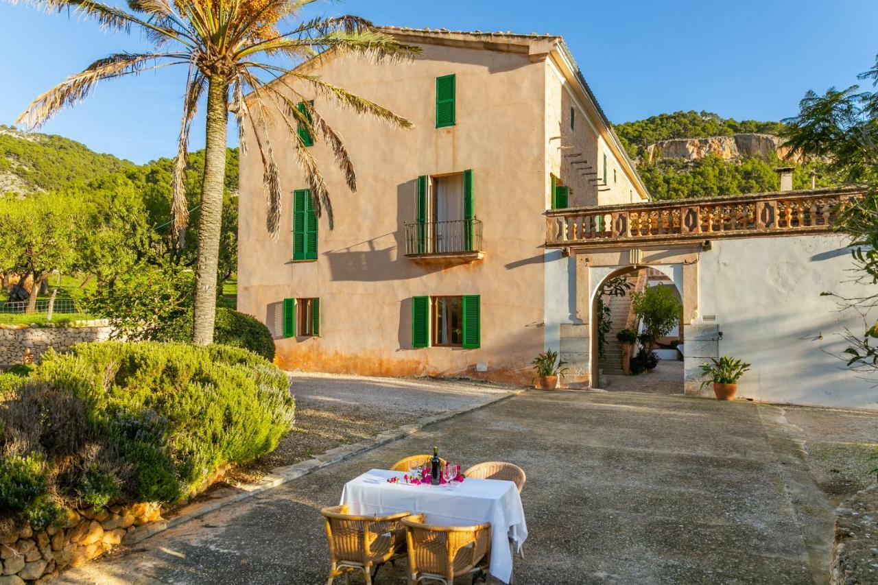 Historic House In Mallorca Up To 12 Guests Andratx (Andrach)