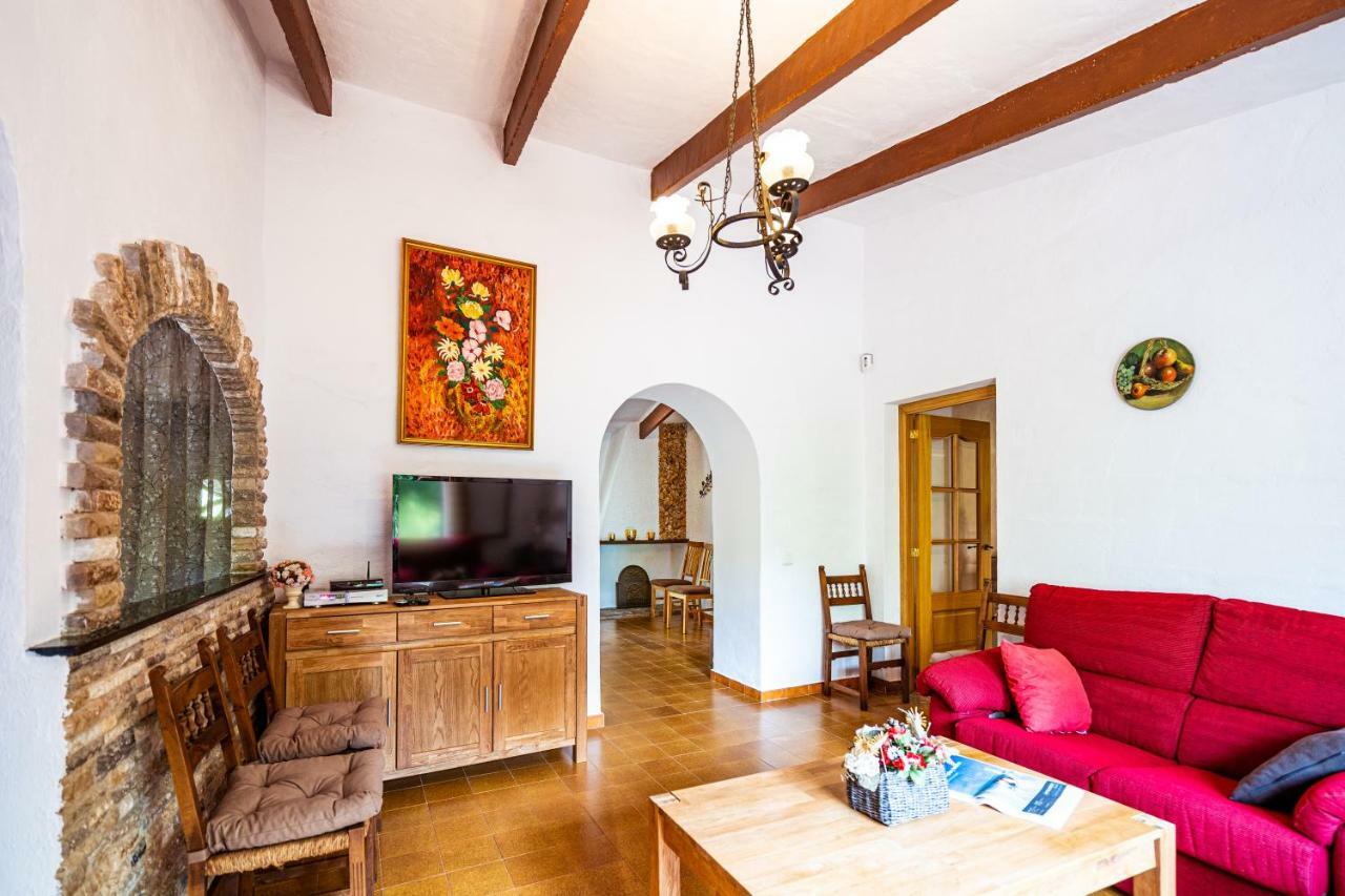 Can Company Country house