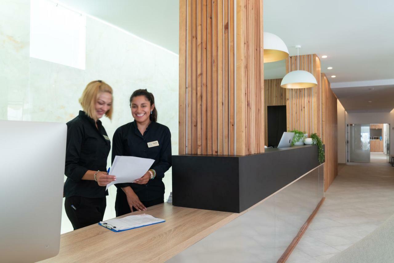 Arenas Hotel 4*