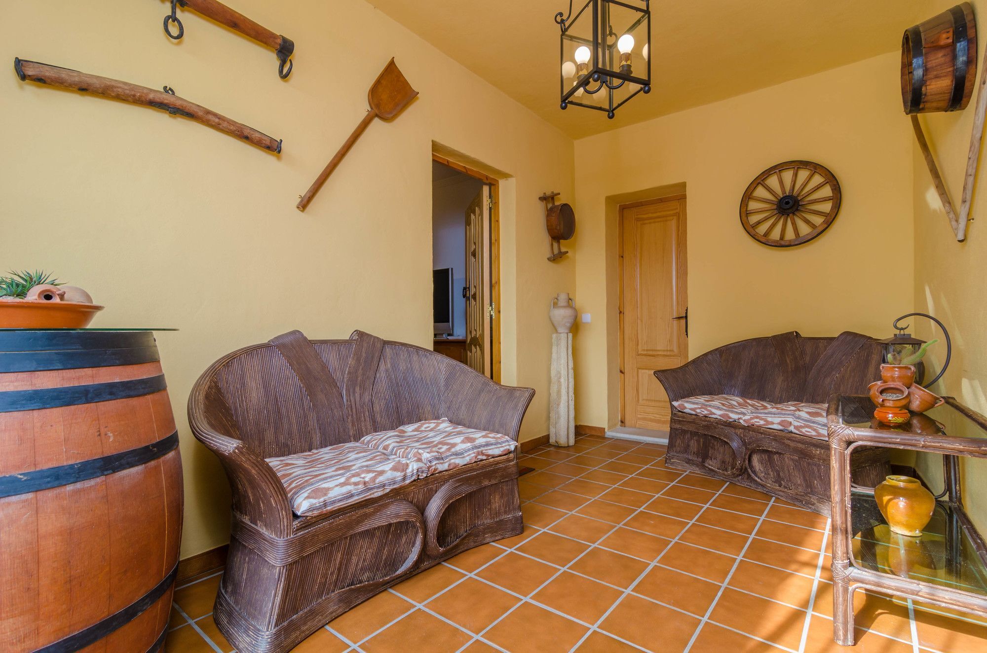 Tonyita Hotel Lloseta