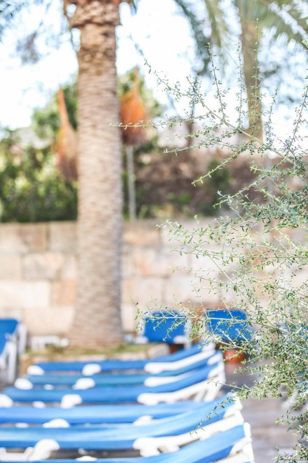 Hotel Elegance Playa Arenal 2*