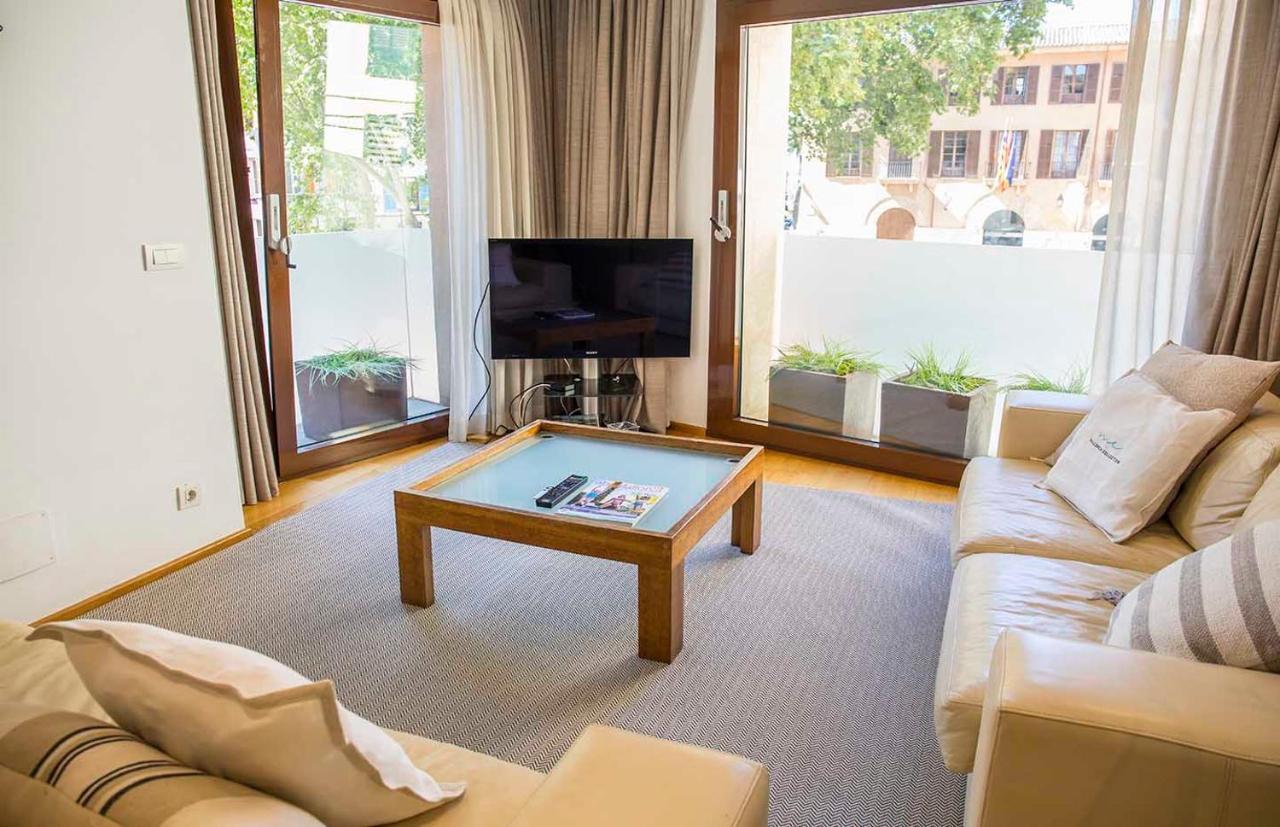 Fabulous Townhouse In The Core Of Apartment *