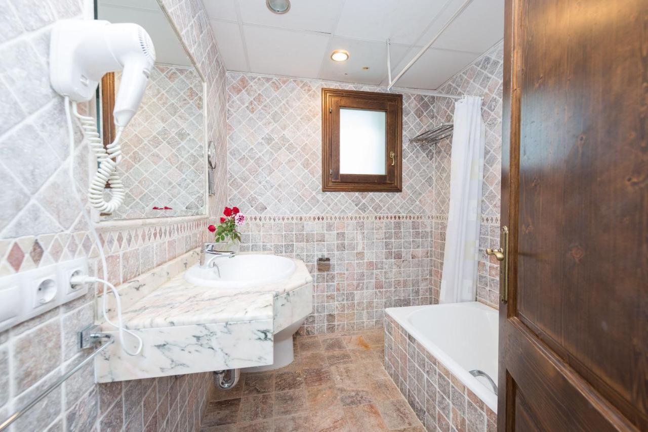 Sa Sinia Villa *