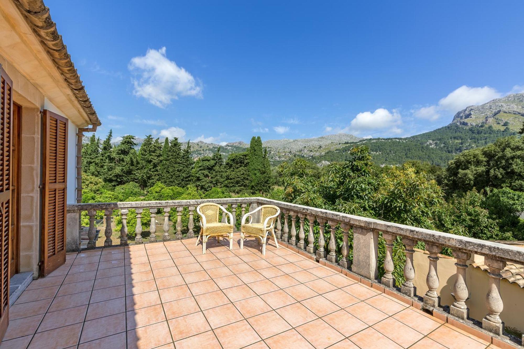 La Plana Villa *