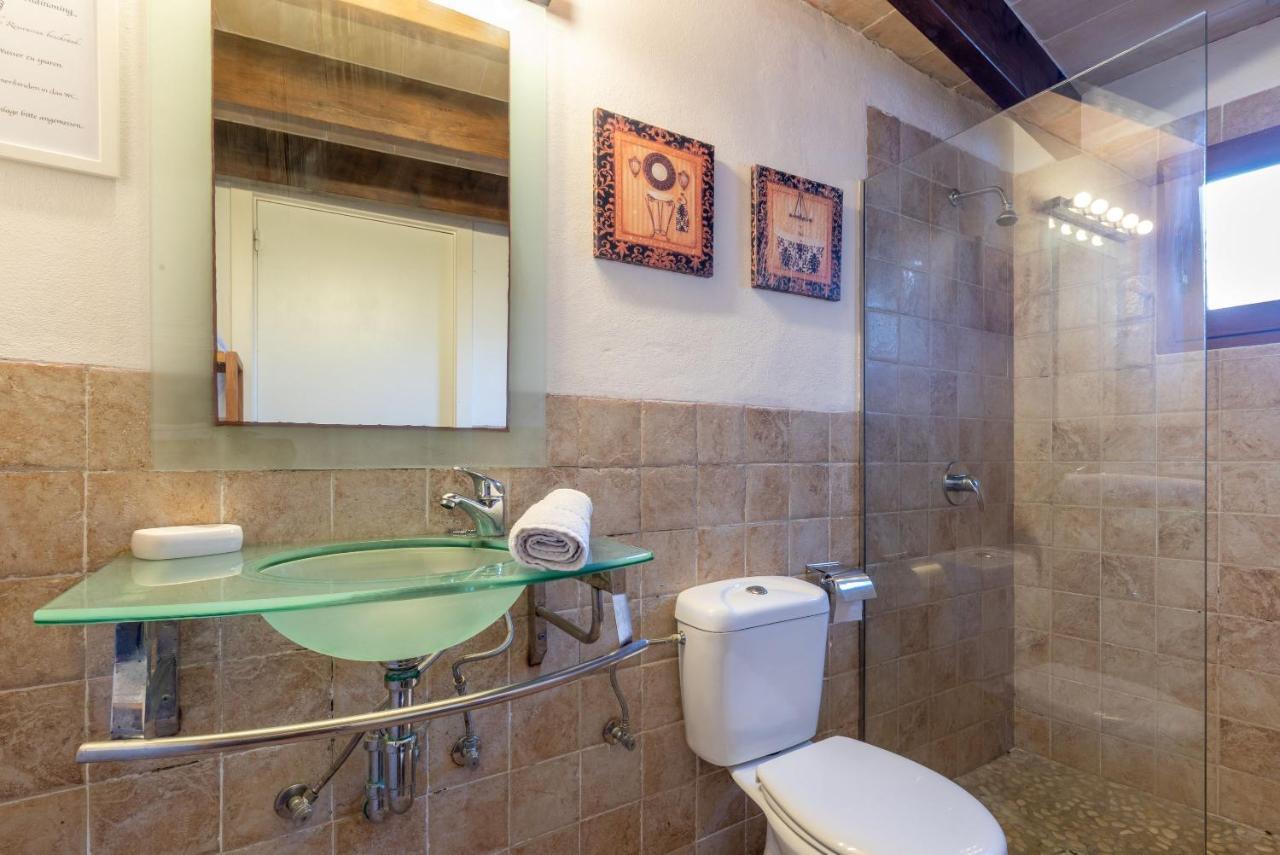 Can Poquet Villa