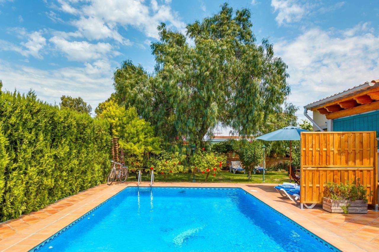 Holiday home Dosmadres7