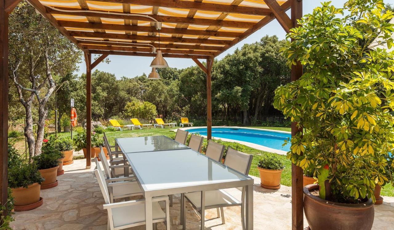 Llamas Villa *