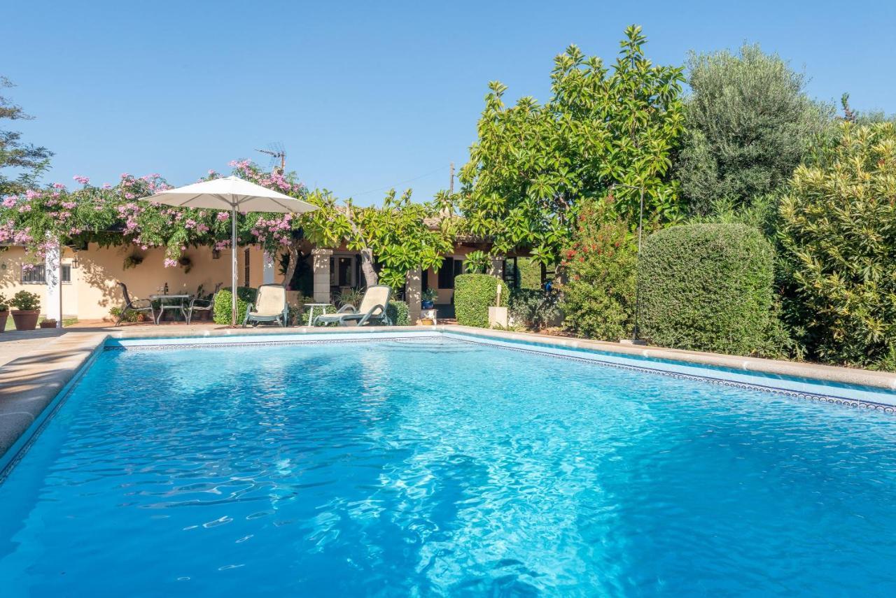 Can Poquet Villa *
