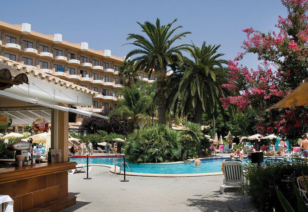 Hotel Riu Bravo 4*
