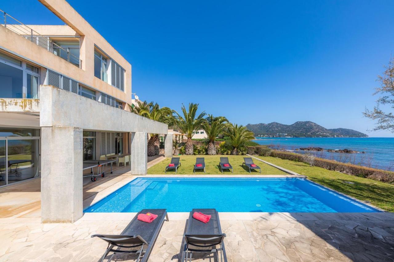 Villa Port Nou