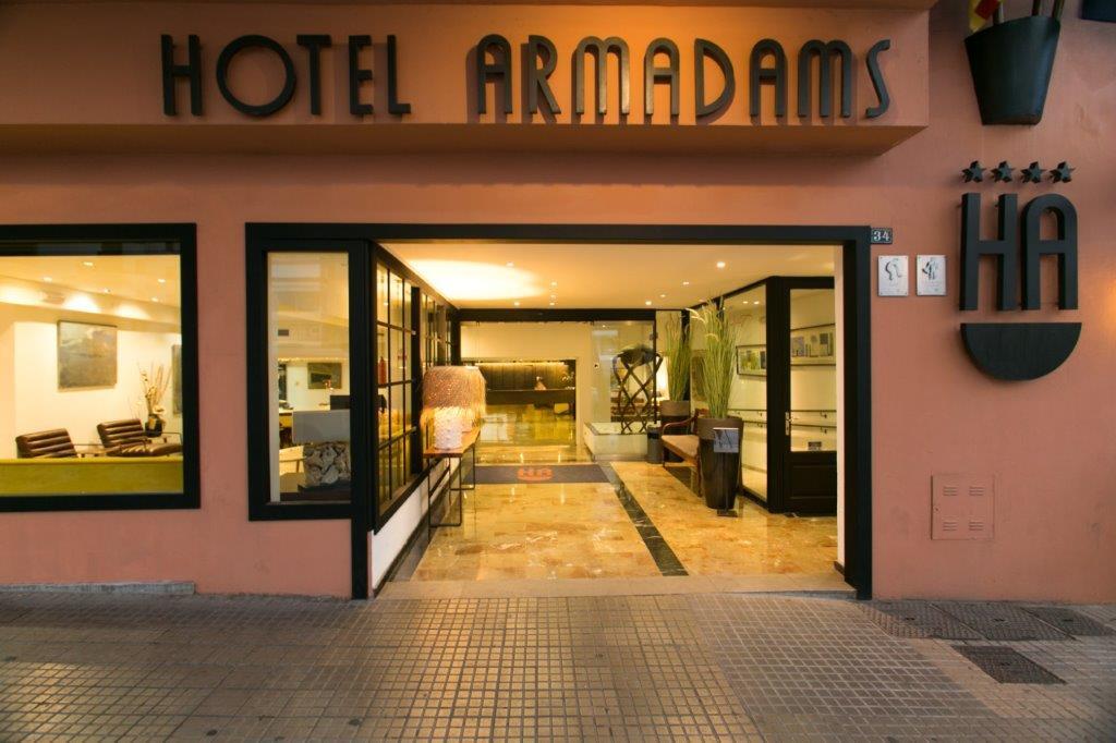 Armadams 4*
