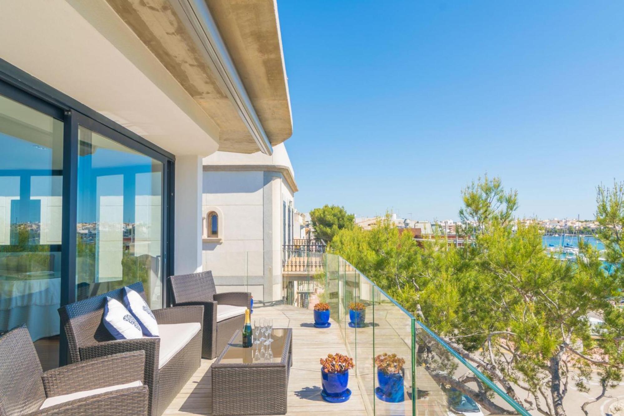 Llevant Apartamento *