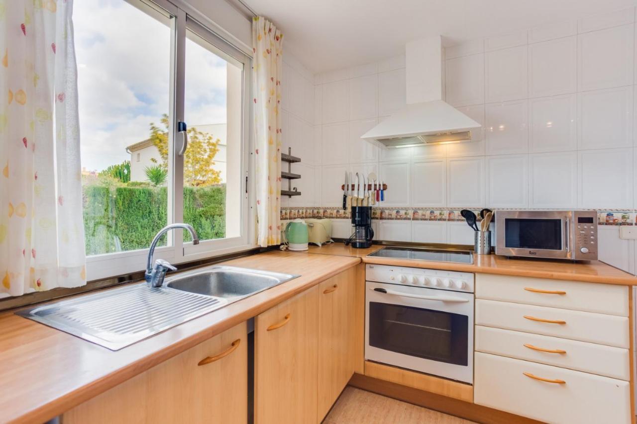 Roser - Family Only Villa