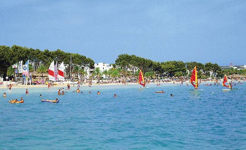 Apartahotel Viva Eden 4*