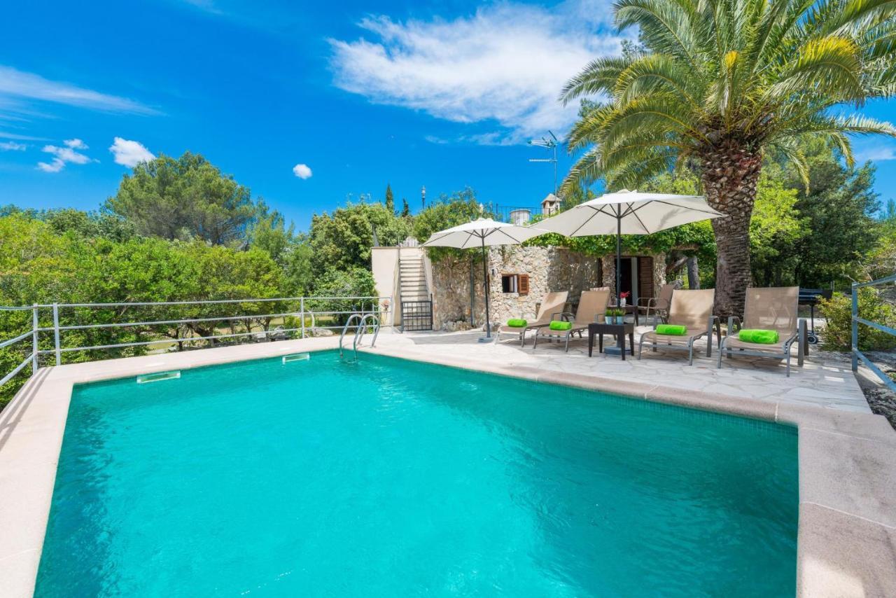 Villa Company *