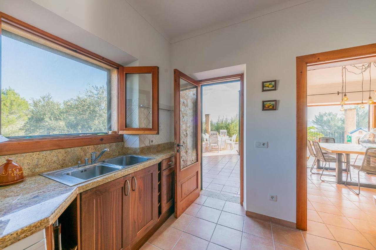 Yupihome Son Huguet Villa