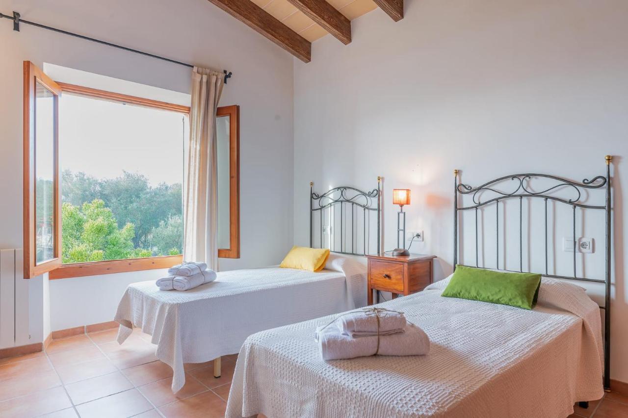 Yupihome Son Huguet Villa