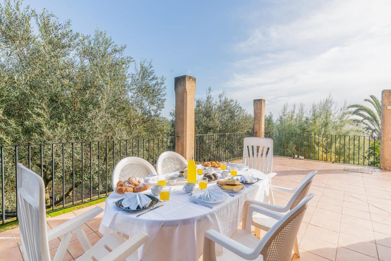 Yupihome Son Huguet Villa