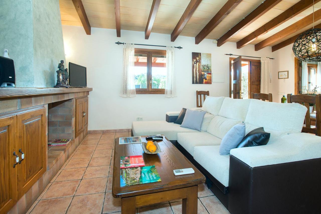Owl Garreta - Rustic With Mountain Views Villa *
