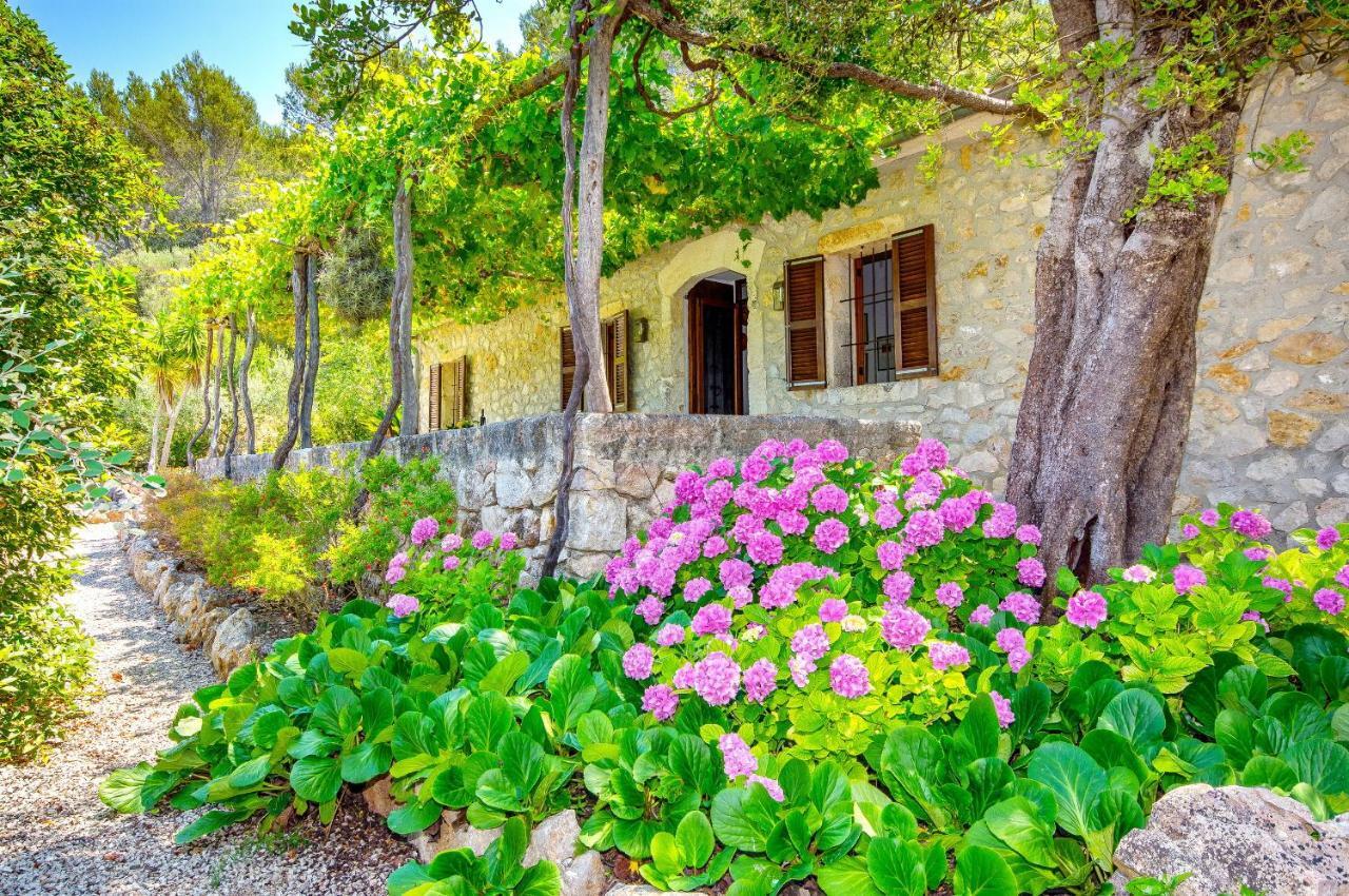 Na Garrovera Villa *