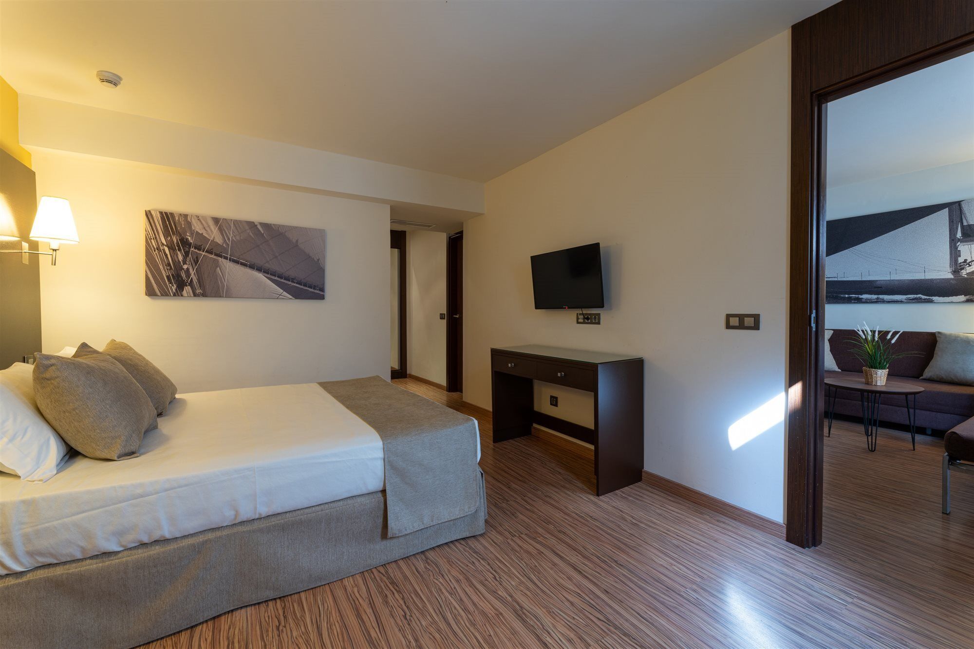 Hotel Nautic & 4*