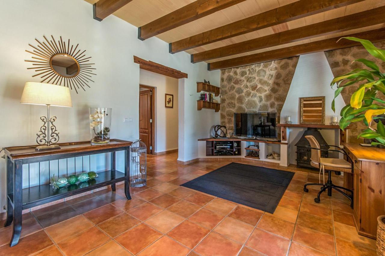 - 311394 * Inca (Mallorca)