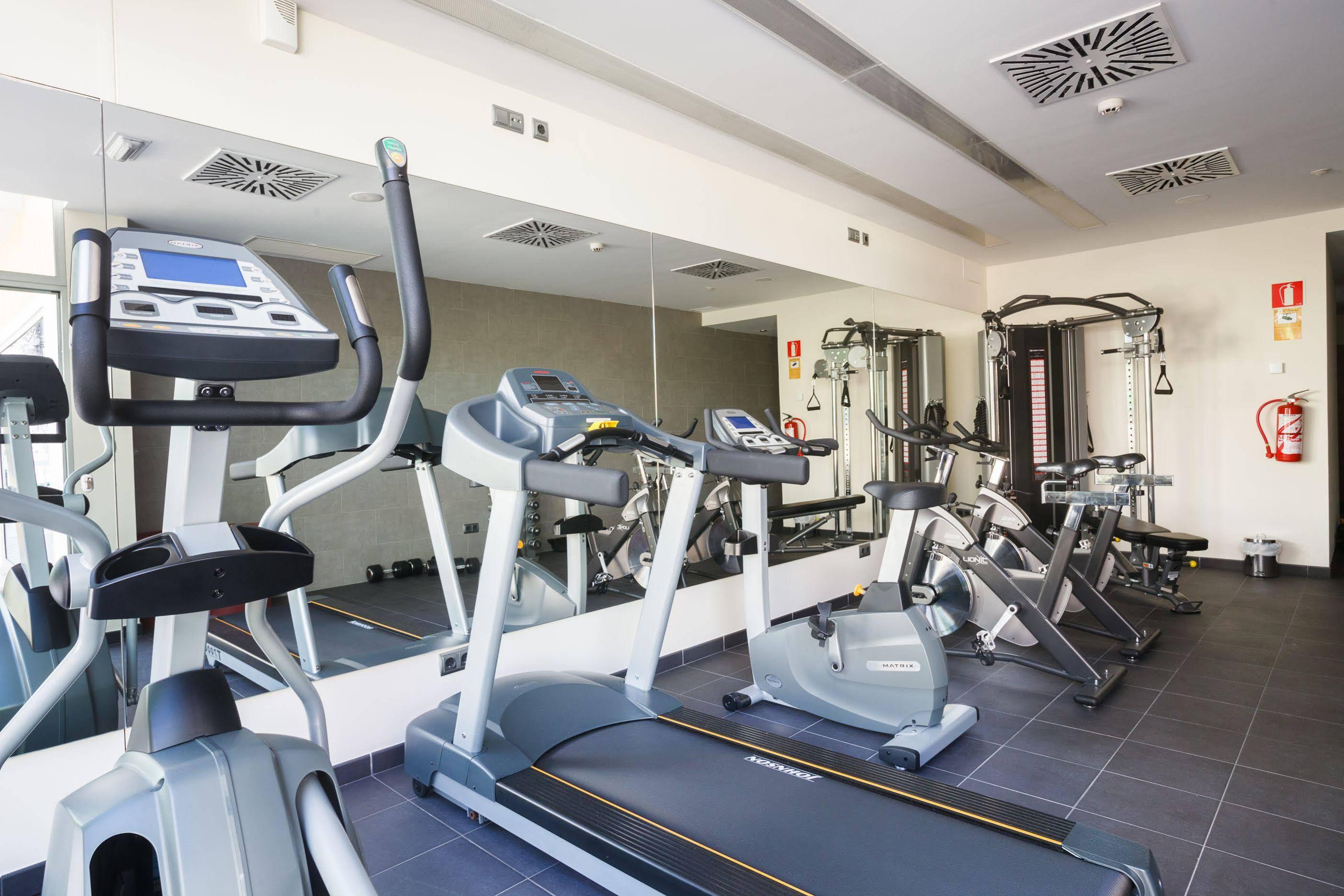 Aparthotel Ivory Playa Sports & 3*
