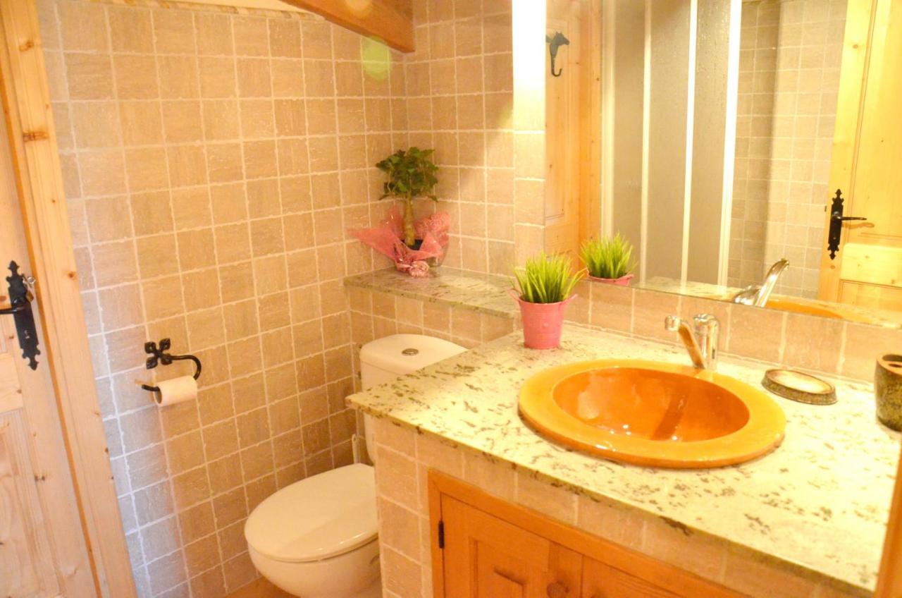 Villa Villa With 2 Bedrooms In Mallorca With Wonderful Mountain View Private Pool Enclosed Garden 3 Km From The Beach *