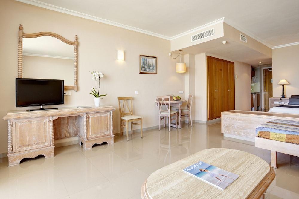 Grupotel Natura Playa 4*