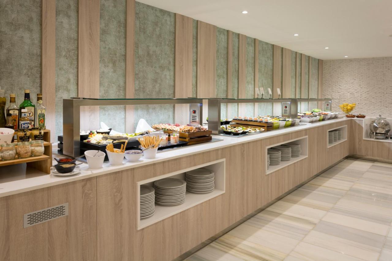 Hsm Madrigal Hotel 4*